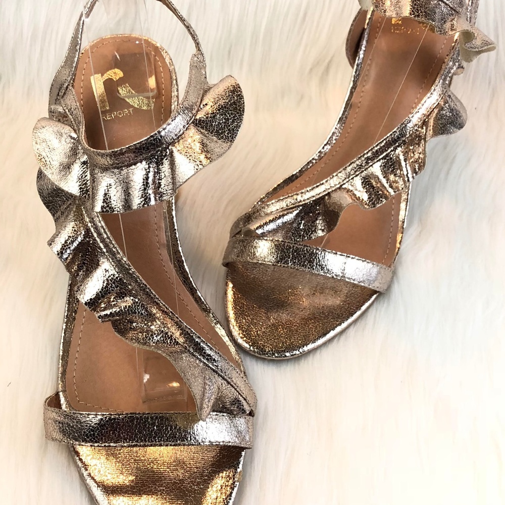 🆕Report Gold Metallic Ruffle Asymmetrical heels 9